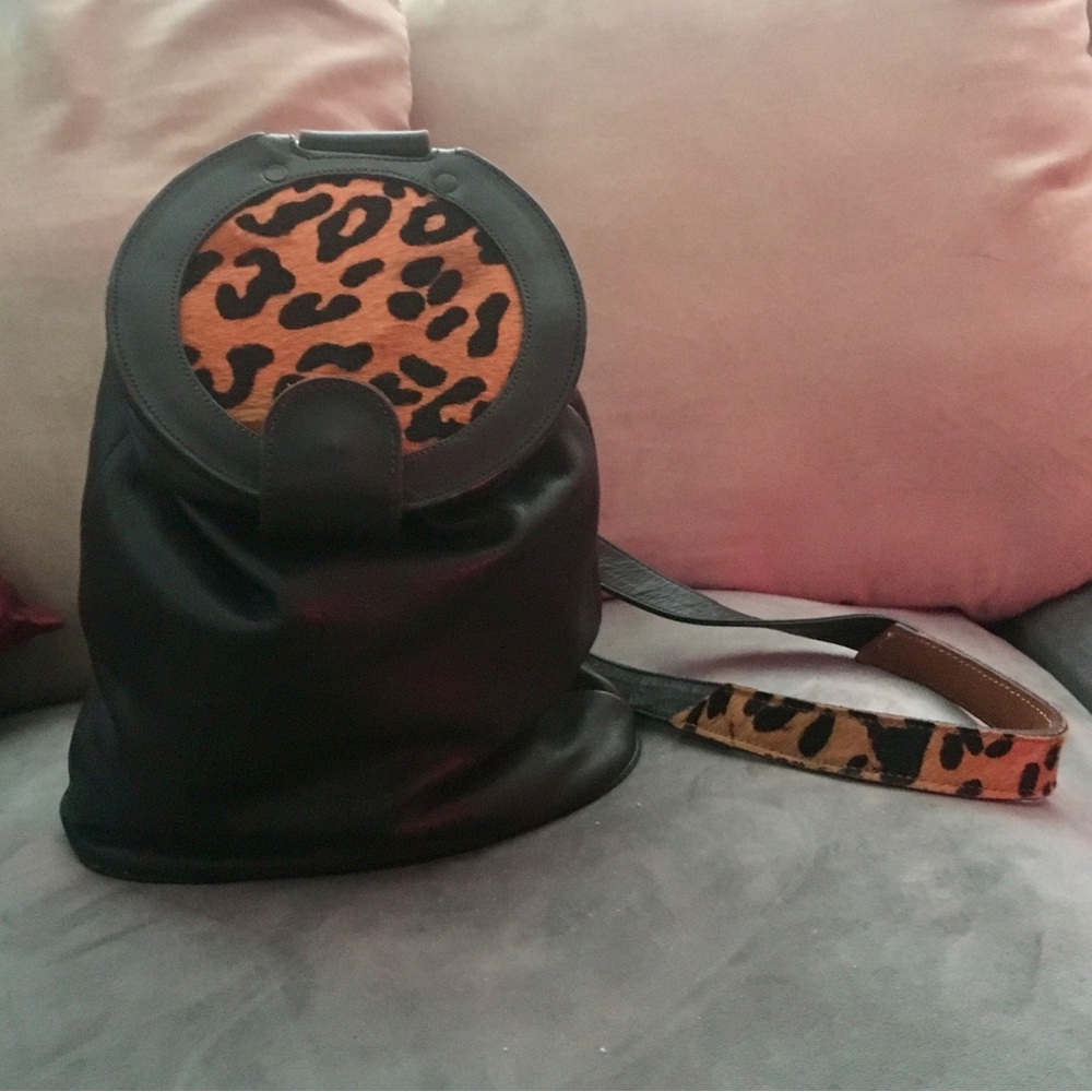 Leather Maxx New York bucket Bag 1990s with Leopard